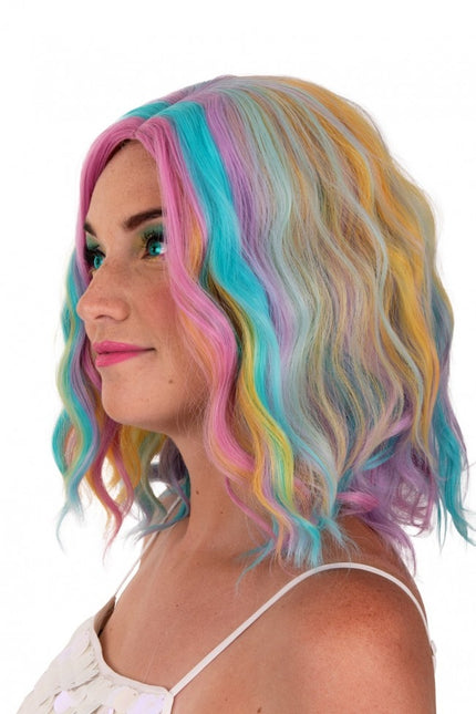 Pruik Alicia Half Lang Met Wave Pastel Kleuren